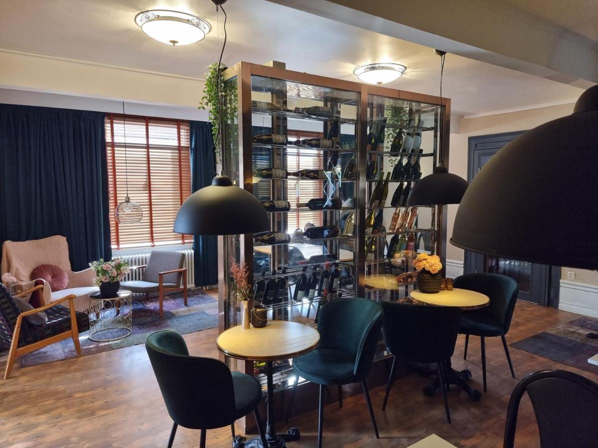 Hotell Gaestis Tierp Eksteriør bilde